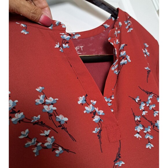 Loft Outlet Women's Red Floral Blouse Long Sleeve Peasant Size S - Picture 4 of 8